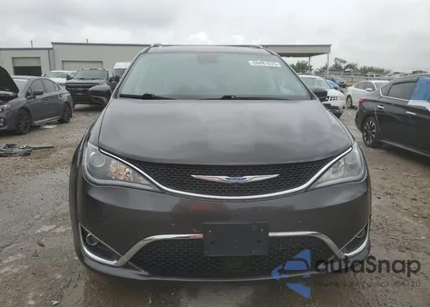 2018 Chrysler Pacifica Touring L Plus z USA, uszkodzony, nr VIN 2C4RC1EG7JR113929
